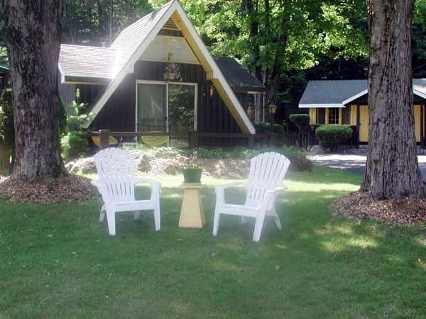Amber Lantern Efficiency Cottage Lake George Rum bild