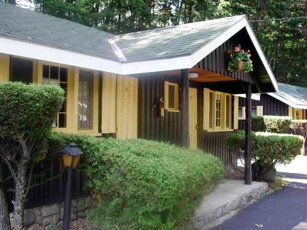 Amber Lantern Efficiency Cottage Lake George Rum bild